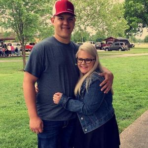 Meet your Posher, Ethan